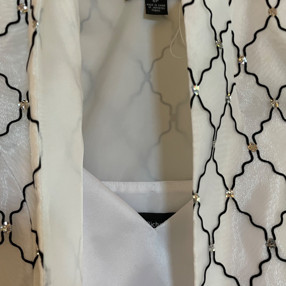 White/black dressy blouse w/cami - Picture 5 of 5